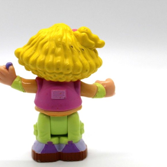 Vintage Fisher Price Little People Sarah Lynn Camping Adventure Figure AS IS - Picture 3 of 5